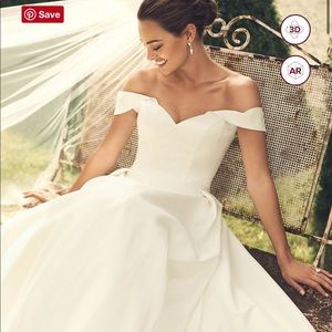 David’s Bridal Size 14 Off Shoulder Wedding Gown